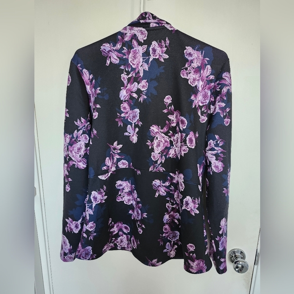 Floral zip up sweater - Picture 2 of 4